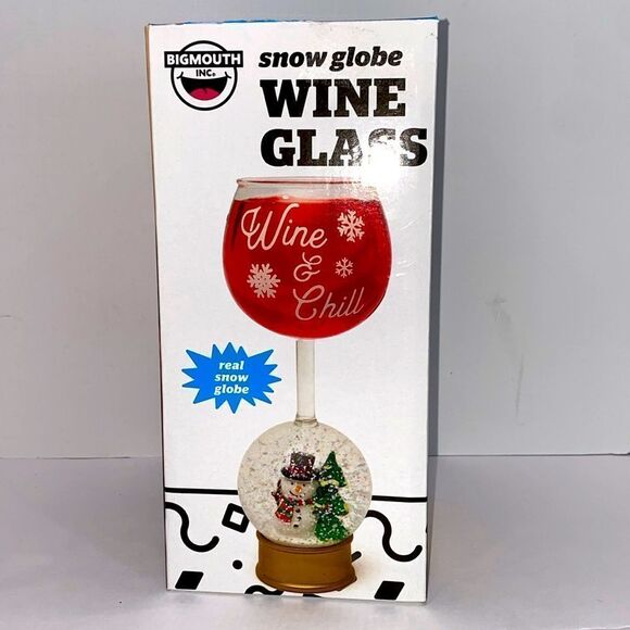 Bigmouth Snowman Snow Globe Wine Glass Holds 12oz Christmas Holiday Wine Glass - Picture 3 of 11